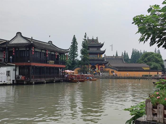 山东神秘富豪掏1.2亿买下上海700平米江景豪宅，这位富豪是什么来头？