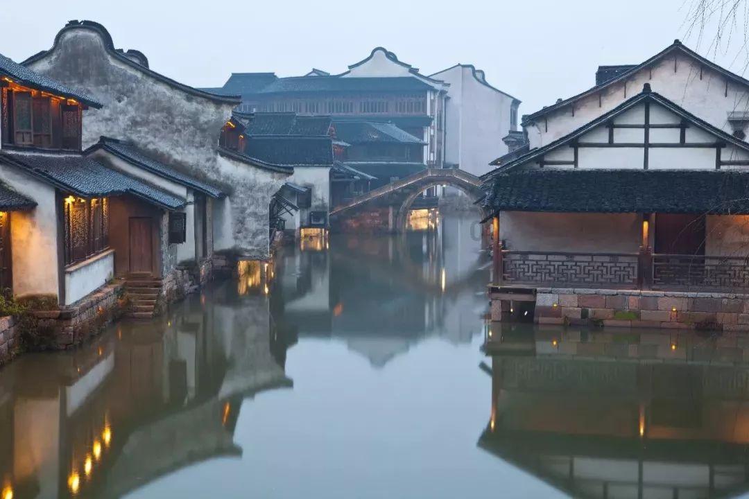 广州近视矫正哪家医院好？中山眼科、视百年眼科与爱尔眼科对比