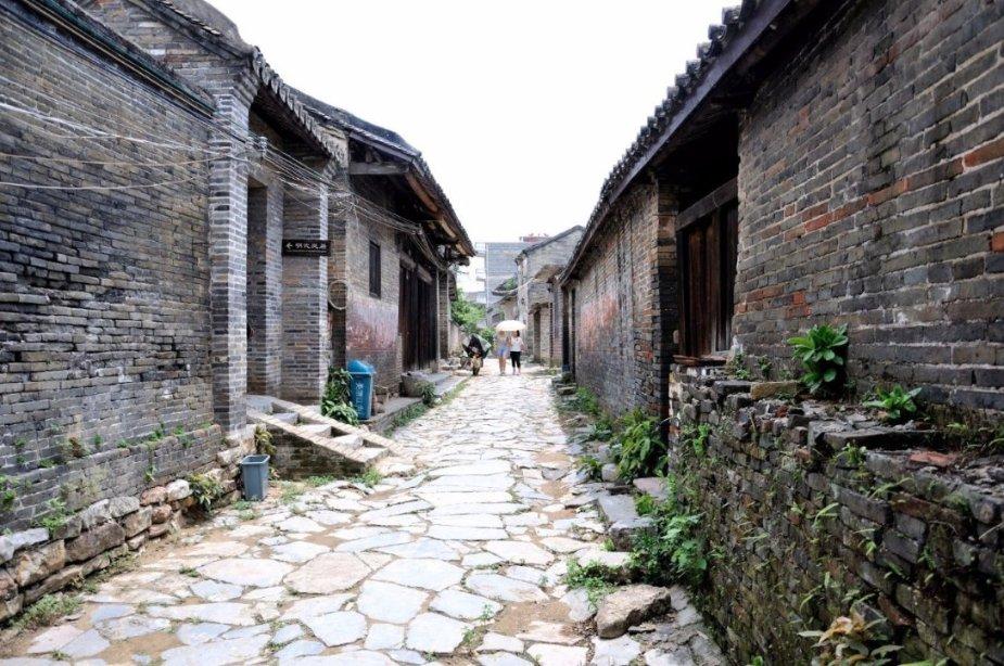 假如曾国藩听弟弟曾国荃建议,起兵推翻大清王朝,会成功吗