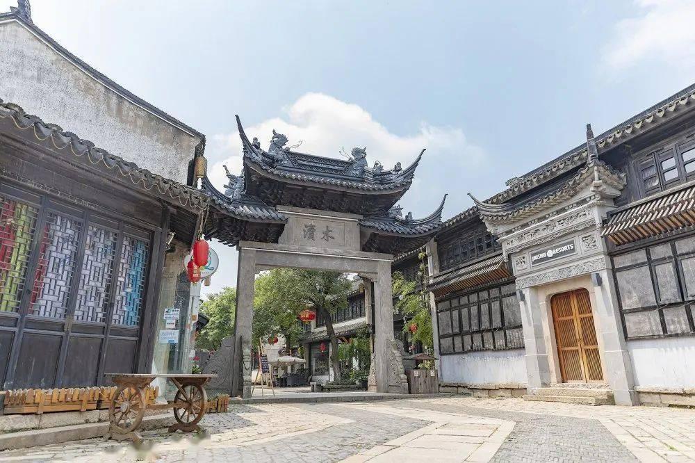 省政协全体会议举行大会发言 廉毅敏出席