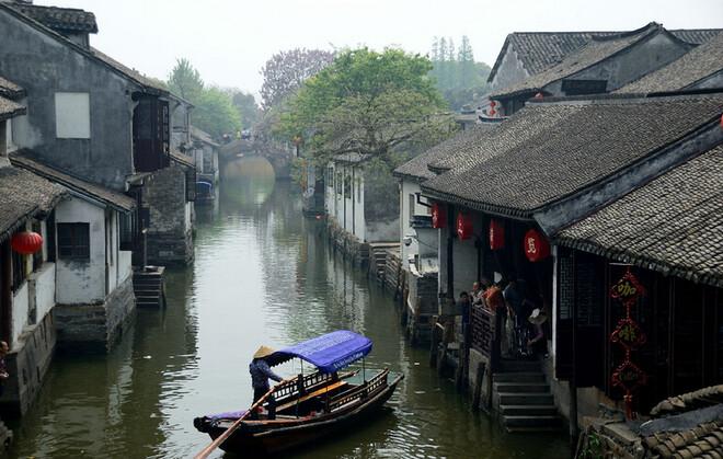 东汉末年，最难走的路就是汉献帝的逃亡路，他一生遭遇了啥